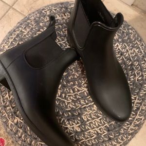 Sam Edelman Chelsea rain boots